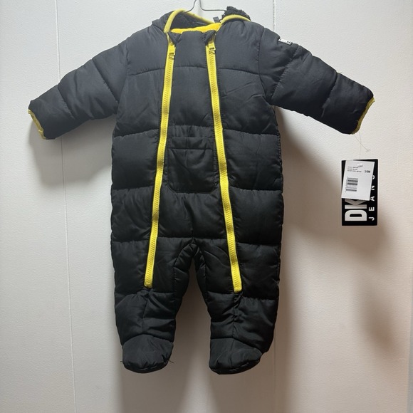 DKNY Jeans Size‎ 3-6 Months Zip Up Snow Suit Black and Yellow NEW WITH TAGS - Picture 1 of 5